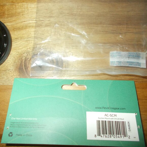 Revo Suction Cup Mount with 1/4"-20 Screw NEW OTHER - Picture 3 of 7